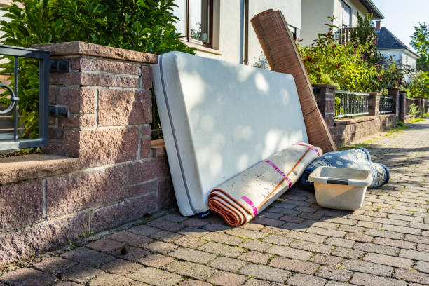 Best Basement Cleanout Services  in Kennewick, WA